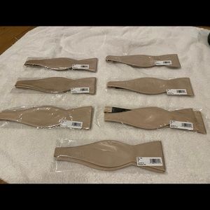 BRAND NEW Show Me Your Mumu Josh Bow Ties for Groomsmen in Champagne Solid.